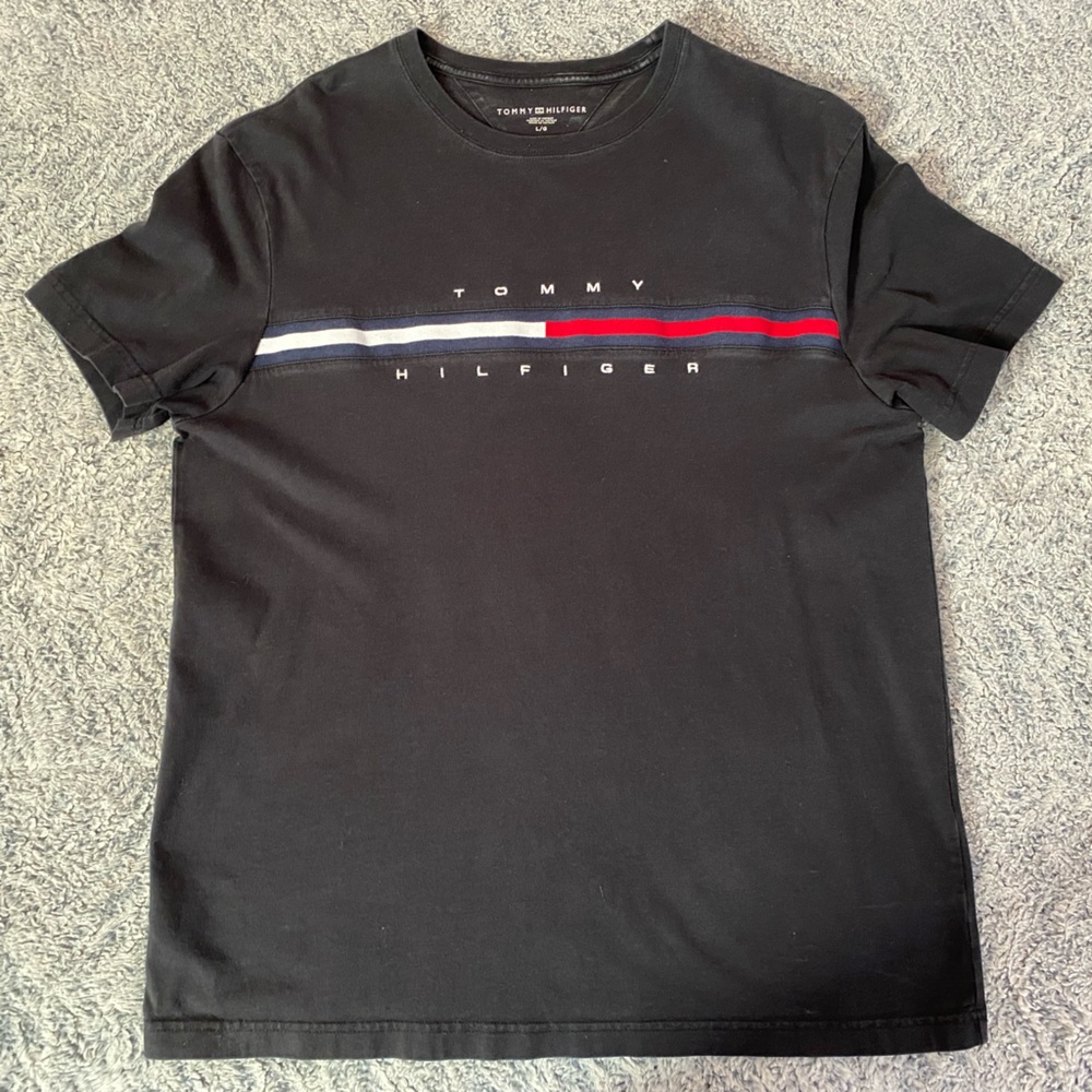 Tommy Hilfiger stitched logo T shirt